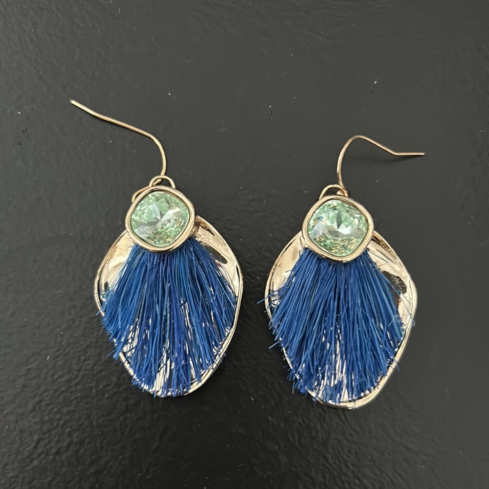 Akola NEW
Estella Crystal and Sisal Earrings